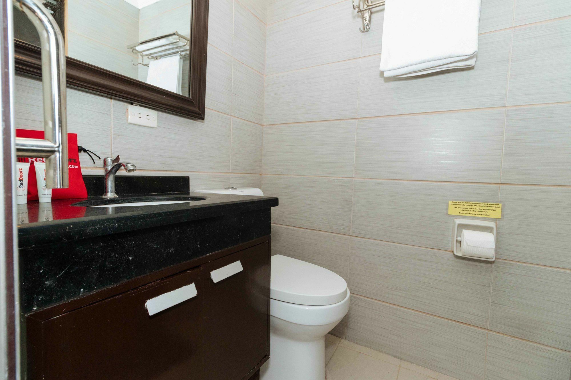 Super Oyo 791 Bell Mansion Hotel Quezon City Exterior photo